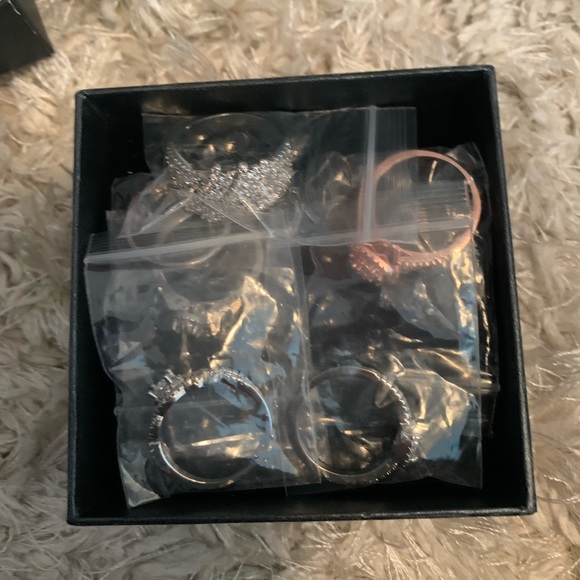 Costume Jewelry bundle - Picture 2 of 13